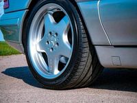Gebraucht Mercedes SL500 AMG 306 PS (225 kW) 1999 Silber Cabrio