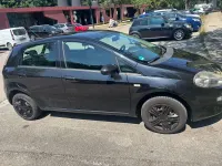 Gebraucht Fiat Grande Punto 69 PS (50 kW) 2012 Schwarz Kleinwagen