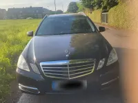 Gebraucht Mercedes E250 204 PS (150 kW) 2012 Schwarz Kombi