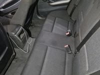 Gebraucht BMW 320 150 PS (110 kW) 2006 Schwarz Kombi