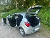 Używany Opel Corsa Edition 69 KM (50 kW) 2016 Srebrny Hatchback