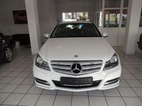 Gebraucht Mercedes C180 156 PS (114 kW) 2014 Weiß Kombi