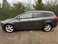 Usata Ford Focus Titanium 125 CV (91 kW) 2017 Grigio Station wagon