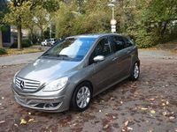 Gebraucht Mercedes E200 193 PS (141 kW) 2006 Grau Limousine