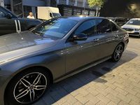 Gebraucht Mercedes E200 AMG 160 PS (117 kW) 2017 Grau Limousine