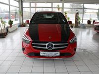 Gebraucht Mercedes B220 190 PS (139 kW) 2019 Rot Van / Kleinbus