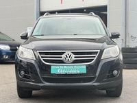 Second-hand VW Tiguan Team 122 CP (89 kW) 2011 Negru SUV