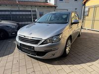 Gebraucht Peugeot 308 92 PS (67 kW) 2015 Grau Limousine