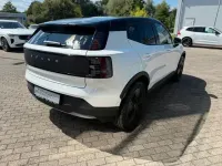 Gebraucht Volvo EX30 CC Performance 314 kW (428 PS) 2025 Crystal weiss SUV