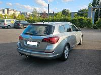 Gebraucht Opel Astra 160 PS (117 kW) 2011 Grau Kombi