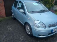Gebraucht Toyota Yaris 65 PS (47 kW) 2004 Blau Limousine