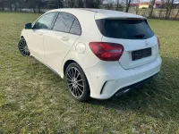 Gebraucht Mercedes A180 AMG line 109 PS (80 kW) 2017 Weiß Limousine
