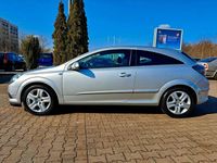 Gebraucht Opel Astra GTC 90 PS (66 kW) 2009 Silber