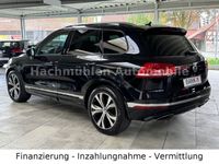 gebraucht VW Touareg V6 TDI Terrain Tech 4Motion/R-LINE/ACC*