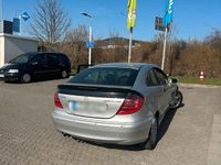 Gebraucht Mercedes C180 143 PS (105 kW) 2003 Silber Coupé
