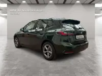 Gebraucht BMW 220 Active Tourer Luxury Line 156 PS (114 kW) 2025 Grün Van / Kleinbus