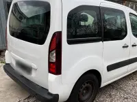 Gebraucht Peugeot Partner 98 PS (72 kW) 2013 Weiß Van / Kleinbus