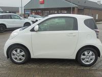Gebraucht Toyota iQ Basis 68 PS (50 kW) 2014 Weiß Kleinwagen
