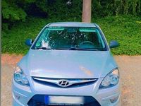 Gebraucht Hyundai i30 120 PS (88 kW) 2011 Grün Limousine