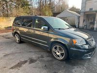 Gebraucht Lancia Voyager Platinum 163 PS (119 kW) 2013 Schwarz Van / Kleinbus