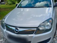 Gebraucht Opel Astra 90 PS (66 kW) 2010 Silber Kombi