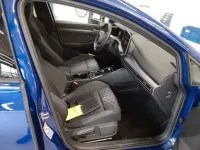 Gebraucht VW Golf VIII R-line 150 PS (110 kW) 2025 Lapiz blue metallic Limousine
