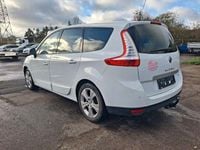 Gebraucht Renault Scénic III Dynamique 131 PS (96 kW) 2010 Weiß Van / Kleinbus