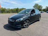 Gebraucht Mercedes B180 Business 109 PS (80 kW) 2017 Schwarz Kleinwagen