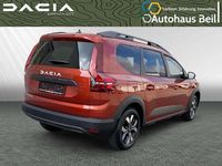 Neu Dacia Jogger Expression 110 PS (80 kW) 2025 Terracottabraun metallic Van / Kleinbus