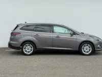 Gebraucht Ford Focus Titanium 125 PS (91 kW) 2014 Braun Limousine