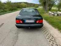 Gebraucht Mercedes E200 136 PS (100 kW) 1998 Blau Limousine