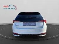 Neu Skoda Scala Monte Carlo 150 PS (110 kW) 2025 Moonweiß perleffekt metallic Kleinwagen