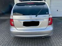 Gebraucht Honda FR-V Executive 150 PS (110 kW) 2004 Silber Van / Kleinbus
