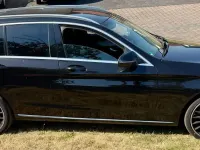 Gebraucht Mercedes C180 156 PS (114 kW) 2015 Schwarz Kombi