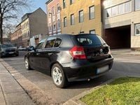 Gebraucht BMW 118 122 PS (89 kW) 2005 Schwarz Kleinwagen