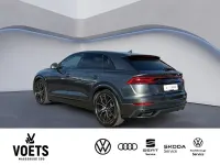 Gebraucht Audi Q8 S-Line 286 PS (210 kW) 2022 Daytonagrau perleffekt SUV