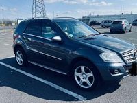 Gebraucht Mercedes ML350 231 PS (169 kW) 2010 Grau SUV