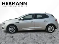 Używany Renault Mégane Life 101 KM (74 kW) 2019 Szary Sedan/Limuzyna