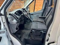 Gebraucht Ford Transit Trend 170 PS (125 kW) 2019 Weiß Van / Kleinbus