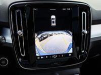 Gebraucht Volvo XC40 Plus 163 PS (119 kW) 2024 Weiß SUV