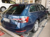 Gebraucht Skoda Superb Style 218 PS (160 kW) 2020 Lavablau metallic Kombi