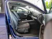 Gebraucht Audi A4 Ambiente 204 PS (150 kW) 2021 Navarrablau metallic Kombi