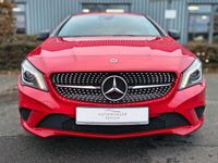 Gebraucht Mercedes CLA180 Shooting Brake AMG 122 PS (89 kW) 2015 Rot Kombi