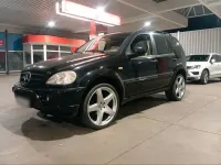 Gebraucht Mercedes ML320 2002 Schwarz SUV