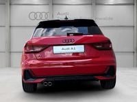 Nowe Audi A1 S-Line 207 KM (152 kW) 2026 Czerwony SUV