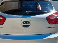 Gebraucht Kia Rio 75 PS (55 kW) 2012 Silber Limousine