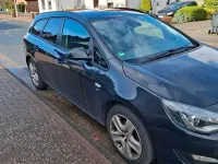 Używany Opel Astra Active 140 KM (102 kW) 2014 Czarny Kombi