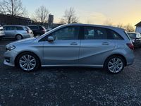 Gebraucht Mercedes B180 122 PS (89 kW) 2016 Silber Van / Kleinbus