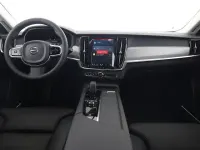 Gebraucht Volvo V90 Plus 197 PS (144 kW) 2024 Vapour grey / metallic Kombi