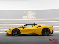 Gebraucht Ferrari SF90 2022 Gelb Cabrio